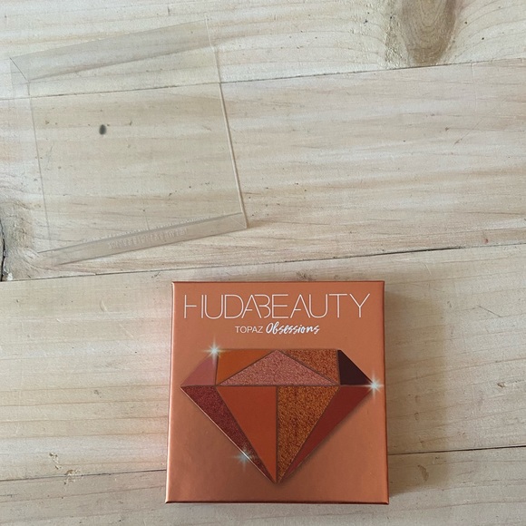 Huda Beauty Topaz Obsessions Brown Orange Eyeshadow Palette NEW - Picture 4 of 7